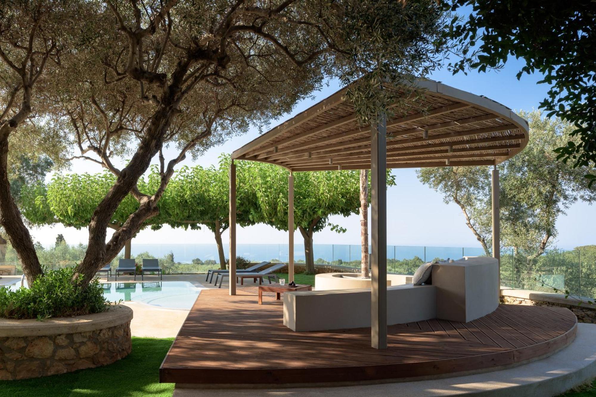 Thetree Villa, With Heated Pool & Spa Whirlpool Gállos المظهر الخارجي الصورة