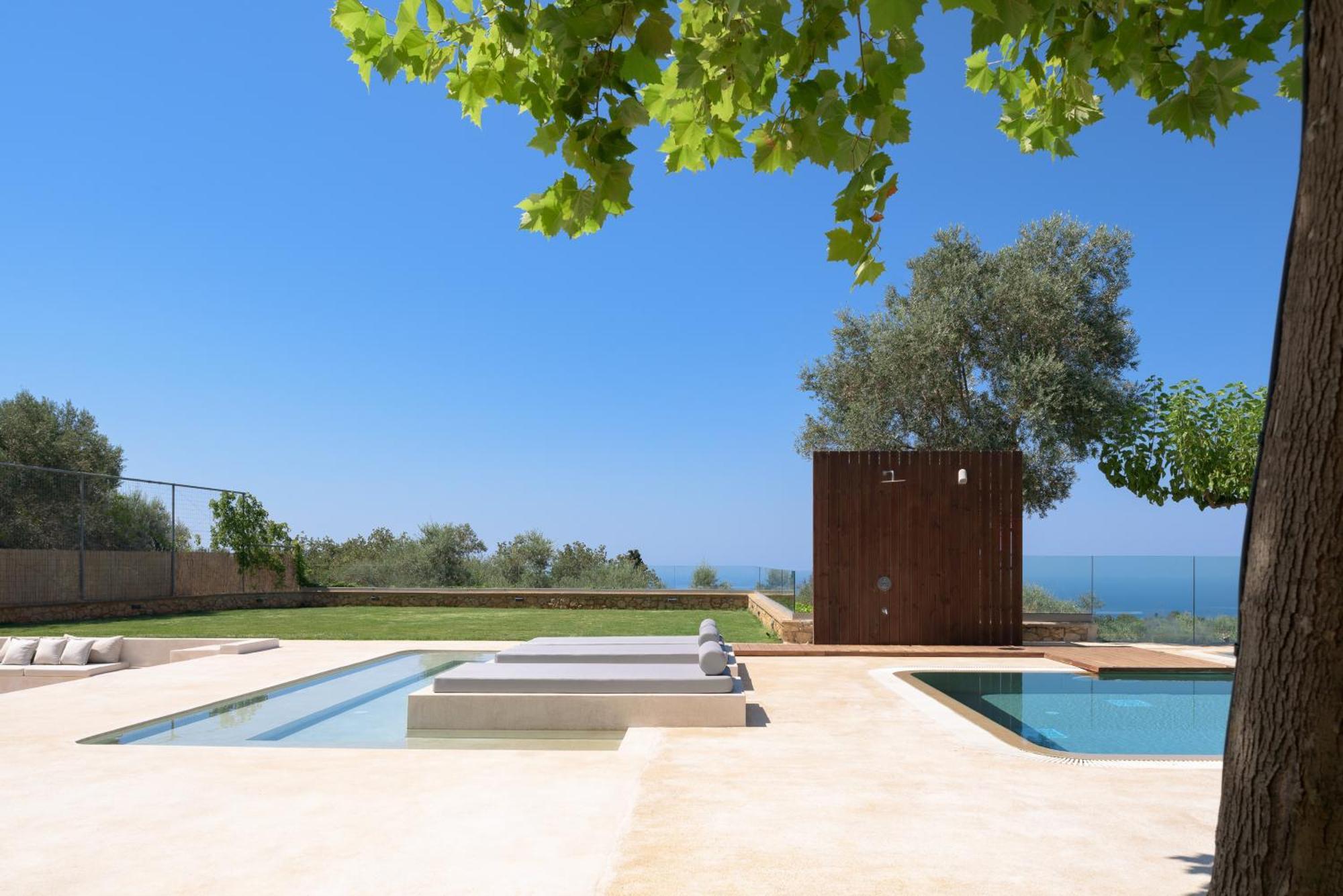 Thetree Villa, With Heated Pool & Spa Whirlpool Gállos المظهر الخارجي الصورة